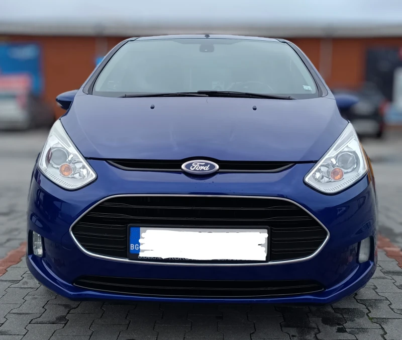 Ford Fiesta B MAX напълно обслужен с два комплекта гуми и д-ти
