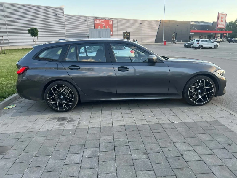 BMW 330, снимка 3 - Автомобили и джипове - 52819398