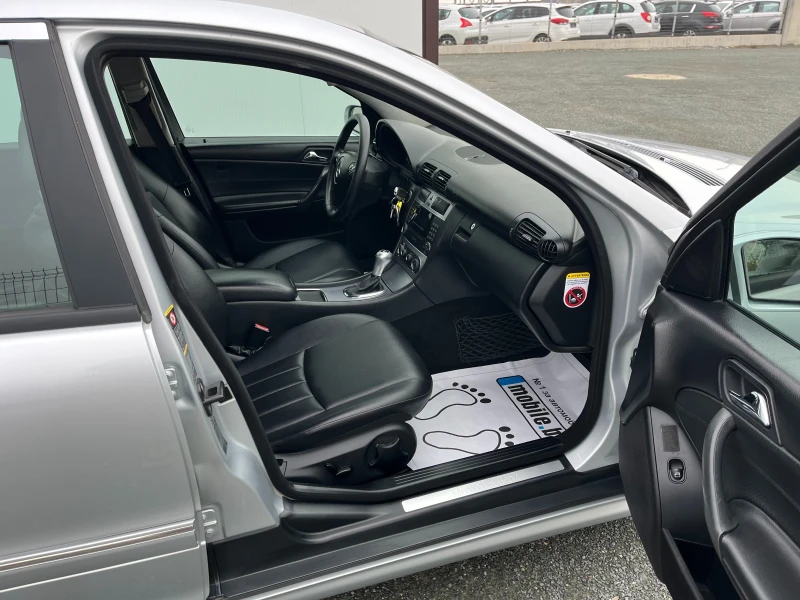 Mercedes-Benz C 220 CDI-AMG Пакет-Автоматик, снимка 7 - Автомобили и джипове - 53456950