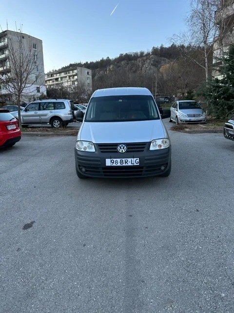 VW Caddy, снимка 4 - Автомобили и джипове - 48104473