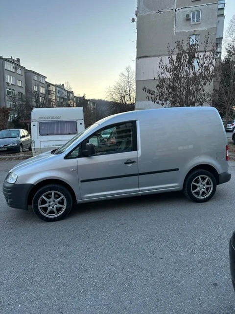 VW Caddy, снимка 1 - Автомобили и джипове - 48104473