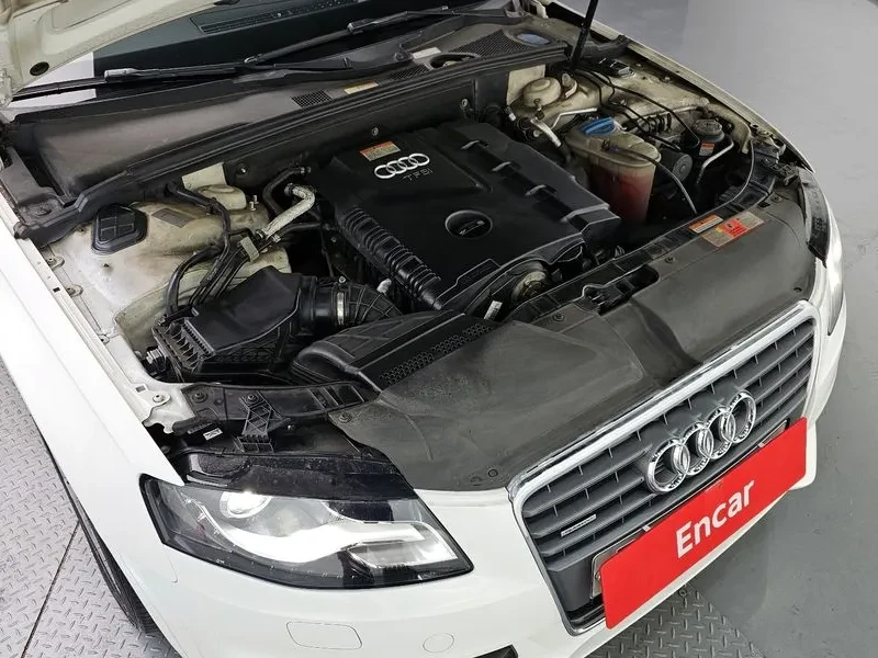 Audi A4 2.0 TFSI Quattro, снимка 6 - Автомобили и джипове - 54548600