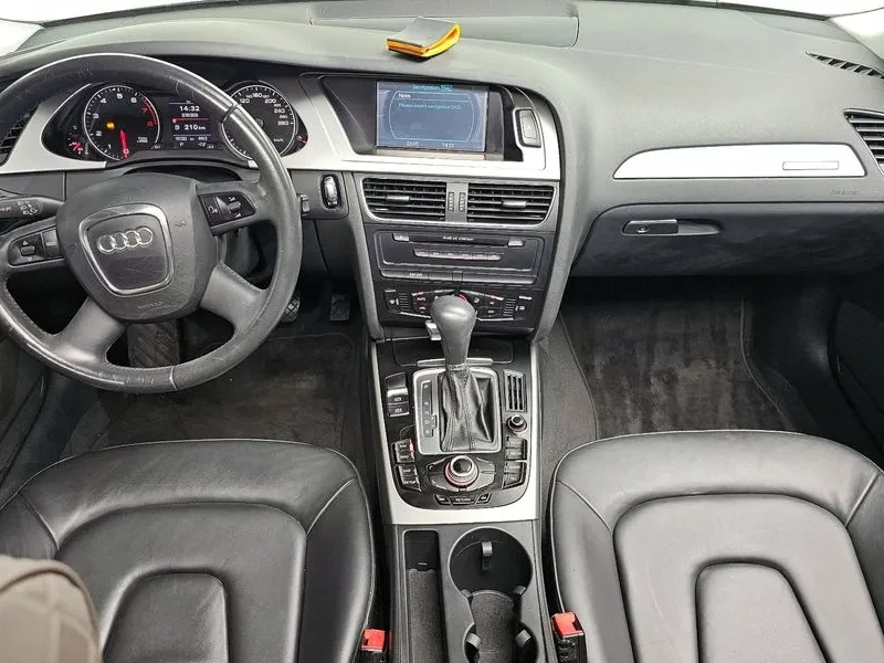 Audi A4 2.0 TFSI Quattro, снимка 7 - Автомобили и джипове - 54548600