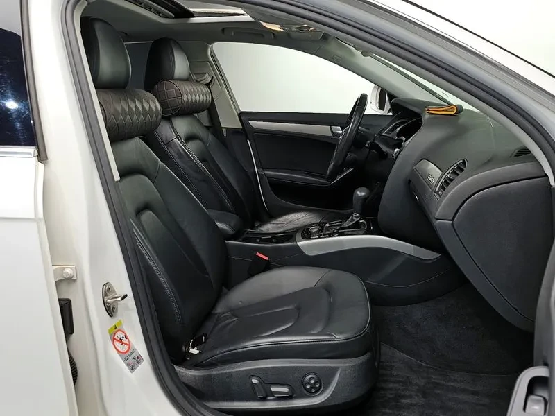 Audi A4 2.0 TFSI Quattro, снимка 10 - Автомобили и джипове - 54548600