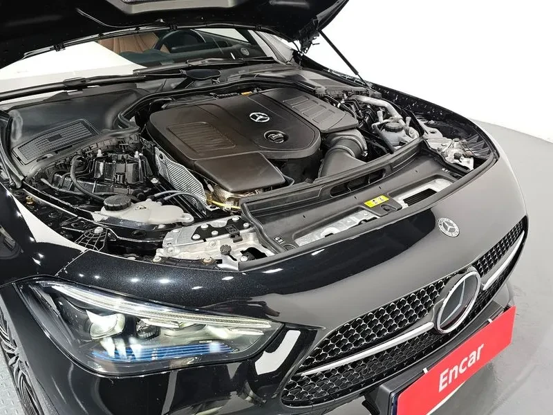 Mercedes-Benz CLE 200 200 COUPE, снимка 6 - Автомобили и джипове - 54909149