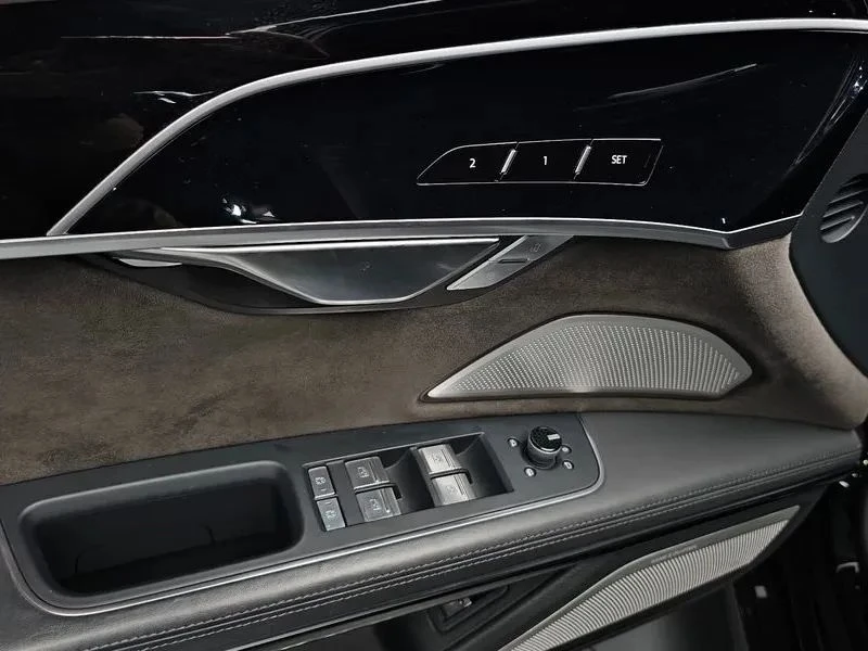 Audi A8, снимка 17 - Автомобили и джипове - 56689598