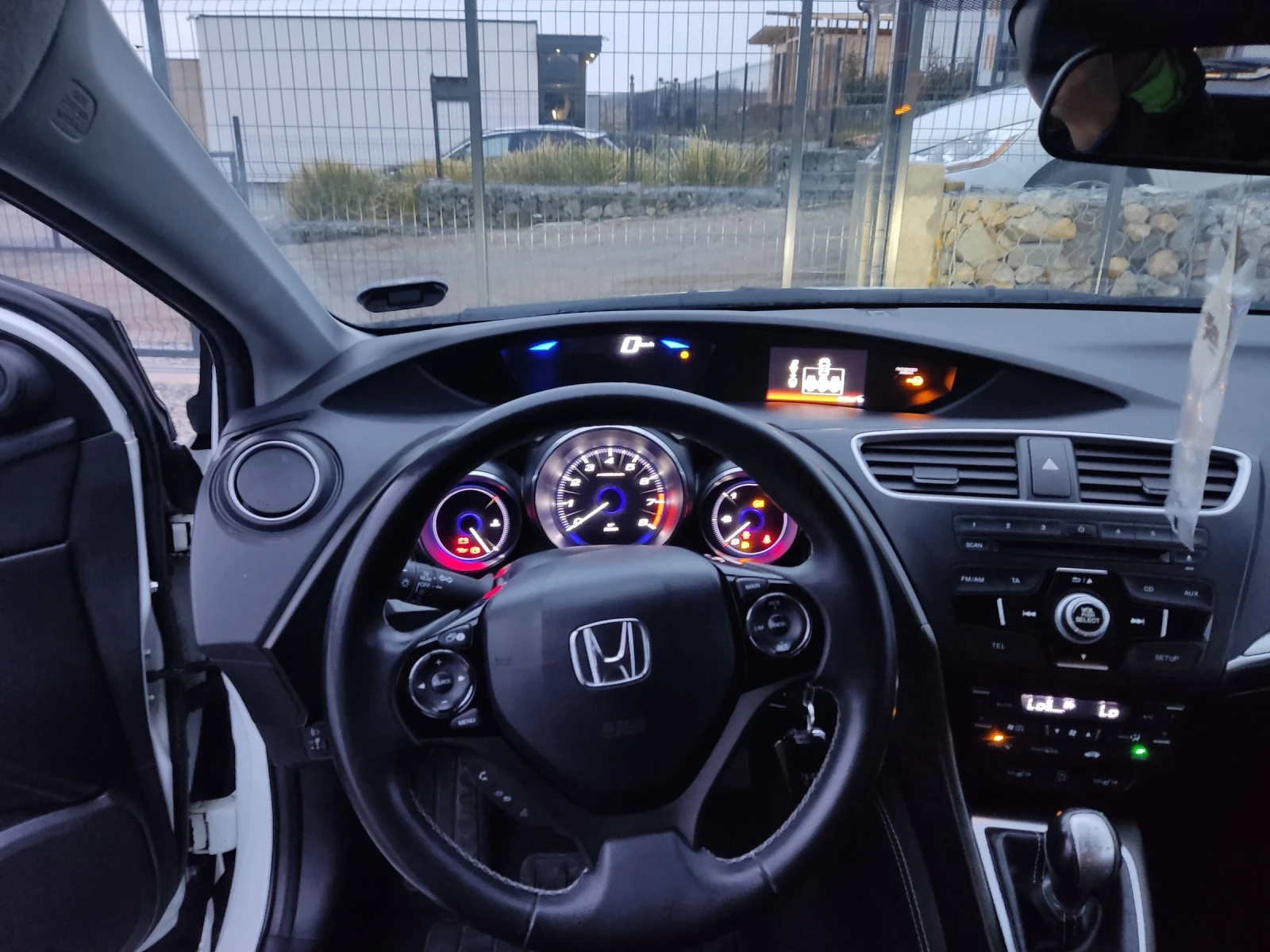 Honda Civic 1.8 Ivtec - изображение 8