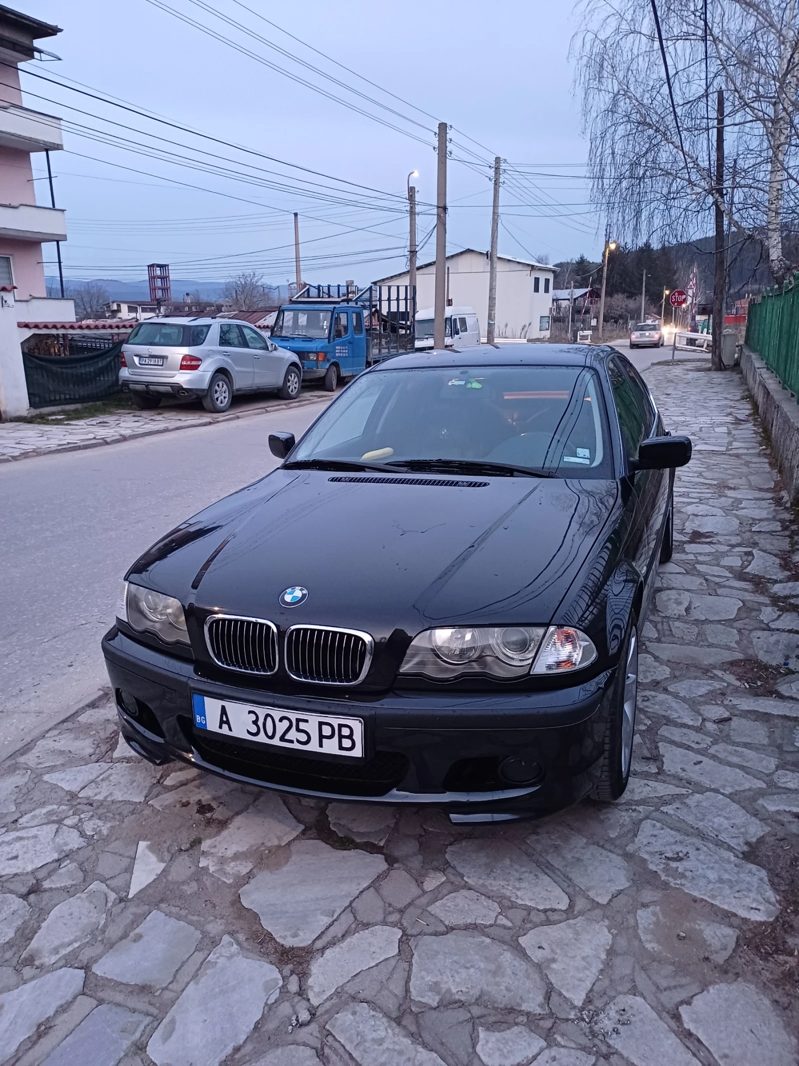 BMW 330  - изображение 2