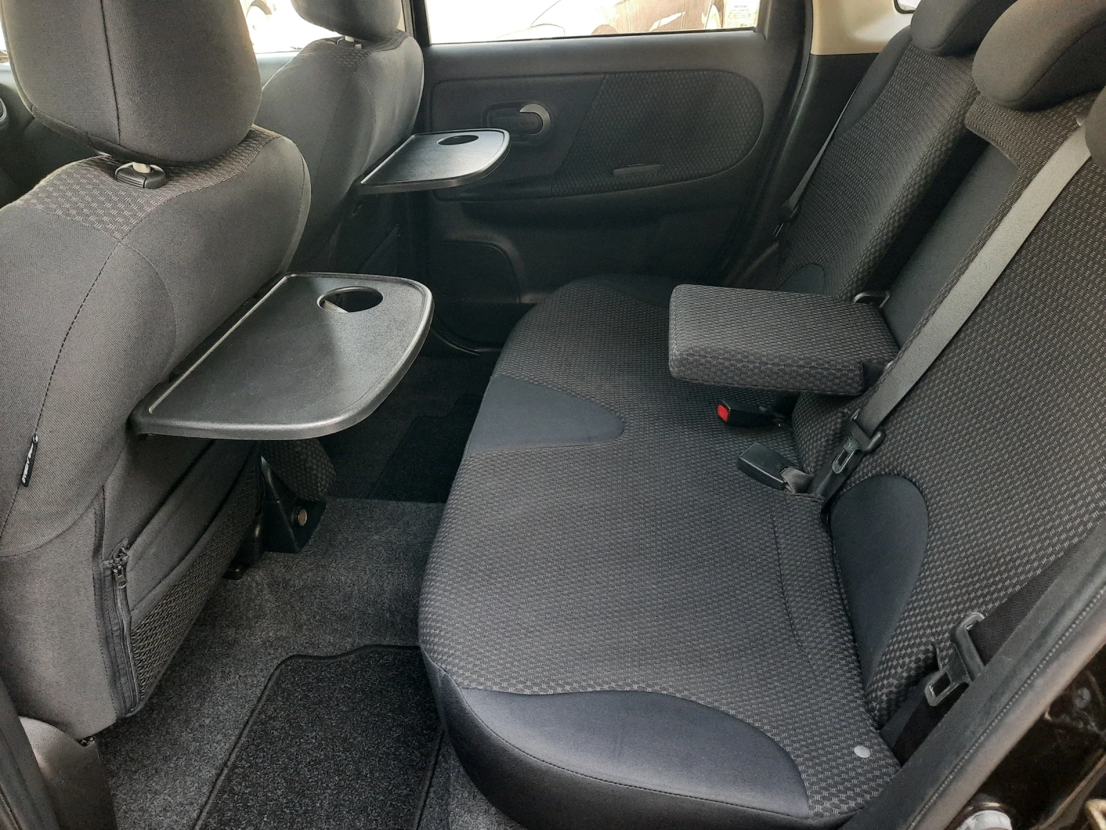 Nissan Note 1.6i БЕНЗИН  - изображение 9