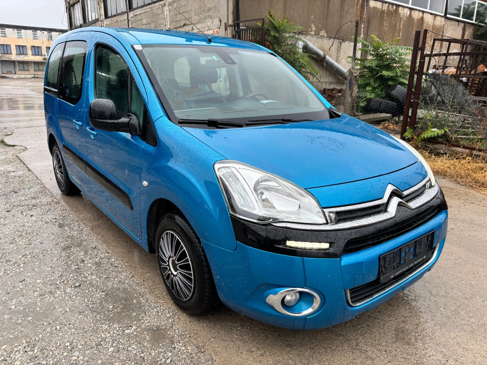 Citroen Berlingo 1.6e-HDi Facelift  - изображение 7