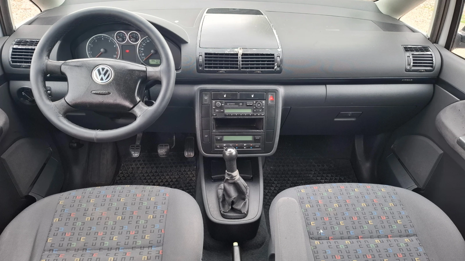 VW Sharan 2.0i - изображение 6