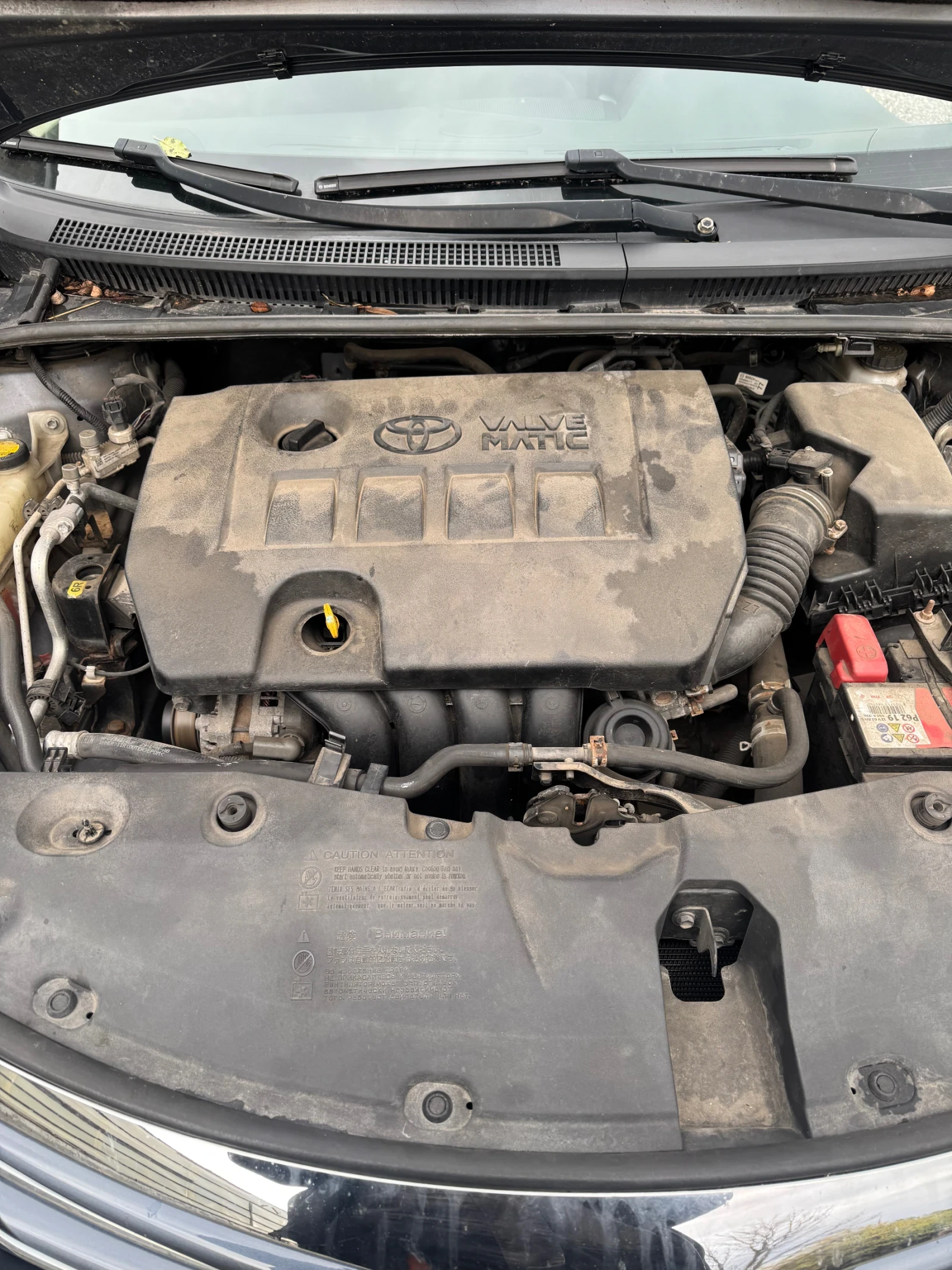 Toyota Avensis 2.0 152к.с - изображение 6