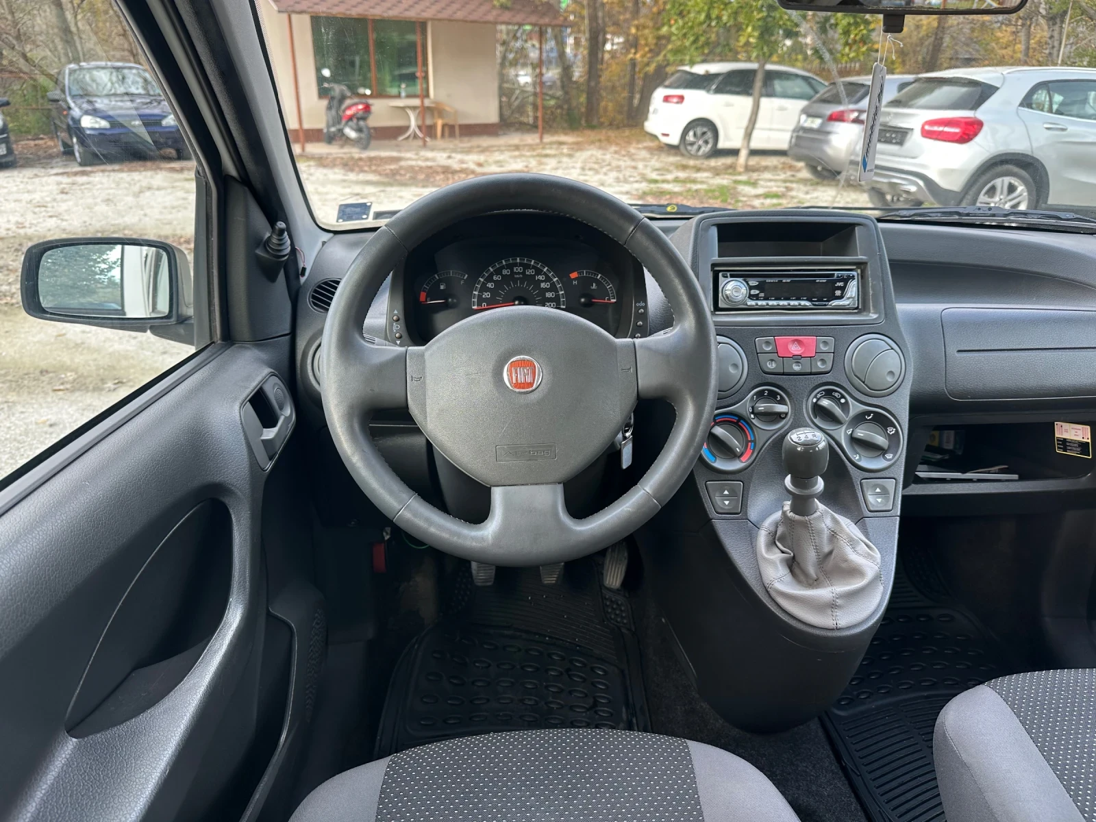 Fiat Panda 1.1i - изображение 10