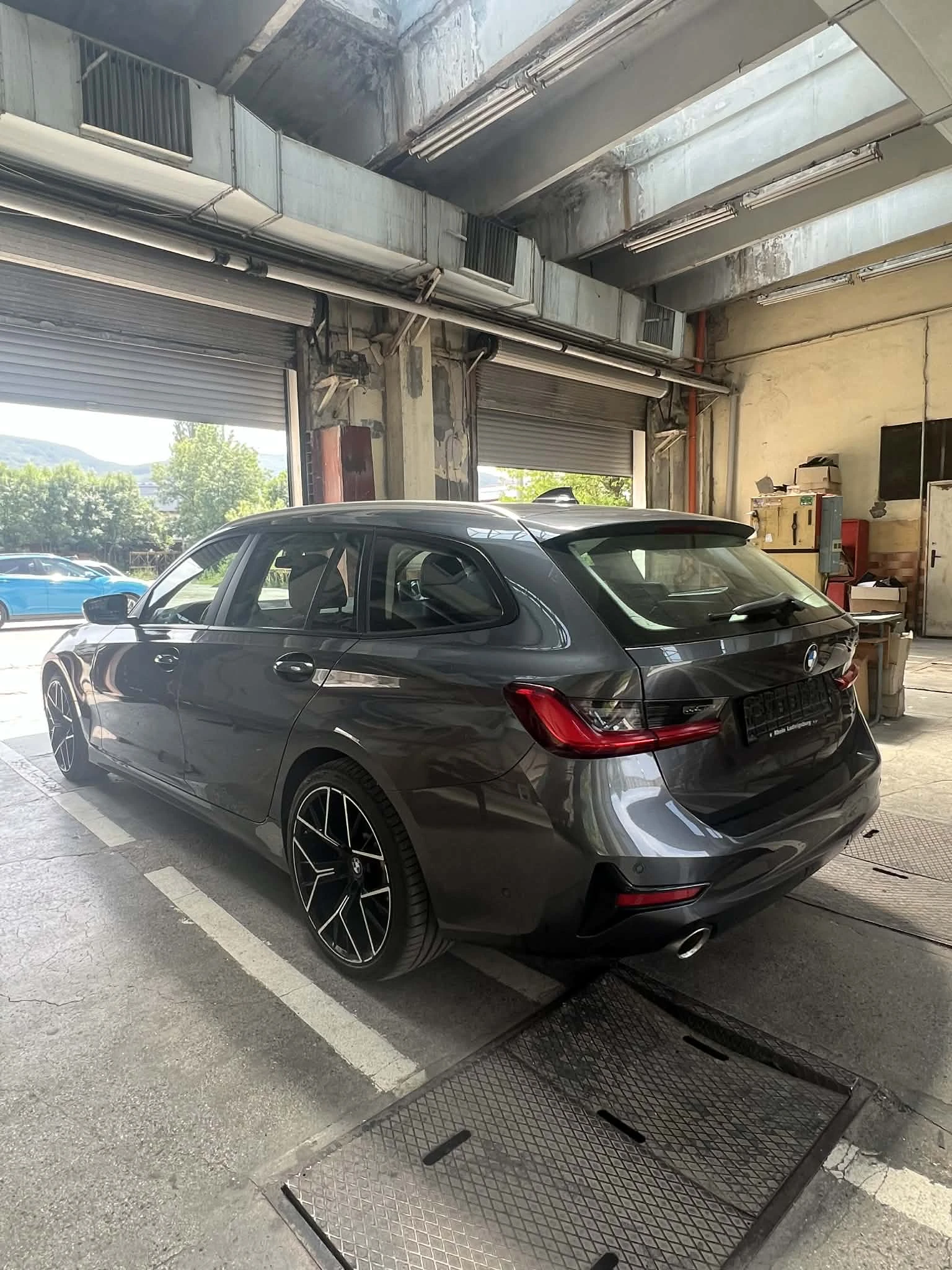 BMW 330 | Mobile.bg � ����������� 4