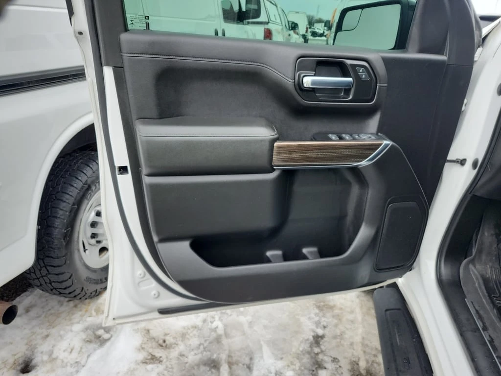Chevrolet Silverado * LT TRAIL BOSS CREW CAB SHORT BED * CARFAX *  | Mobile.bg � ����������� 9
