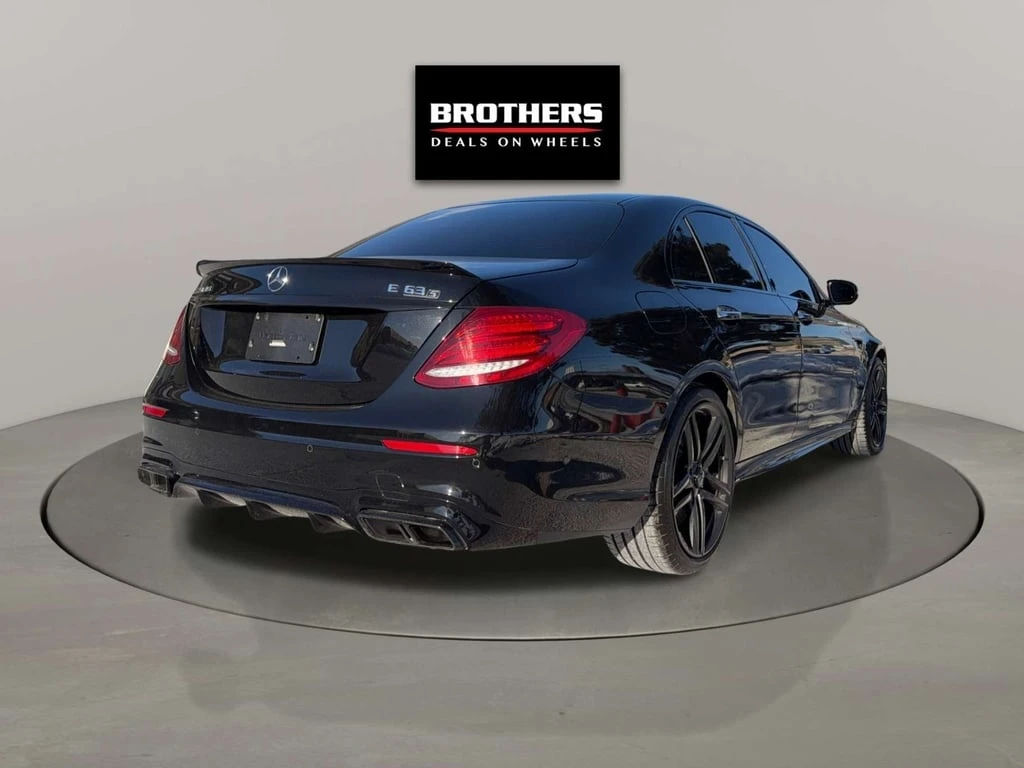 Mercedes-Benz E 63 AMG * CARFAX * ЦЕНА ДО БГ - изображение 7