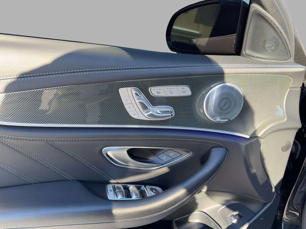 Mercedes-Benz E 63 AMG * CARFAX * ЦЕНА ДО БГ - изображение 10