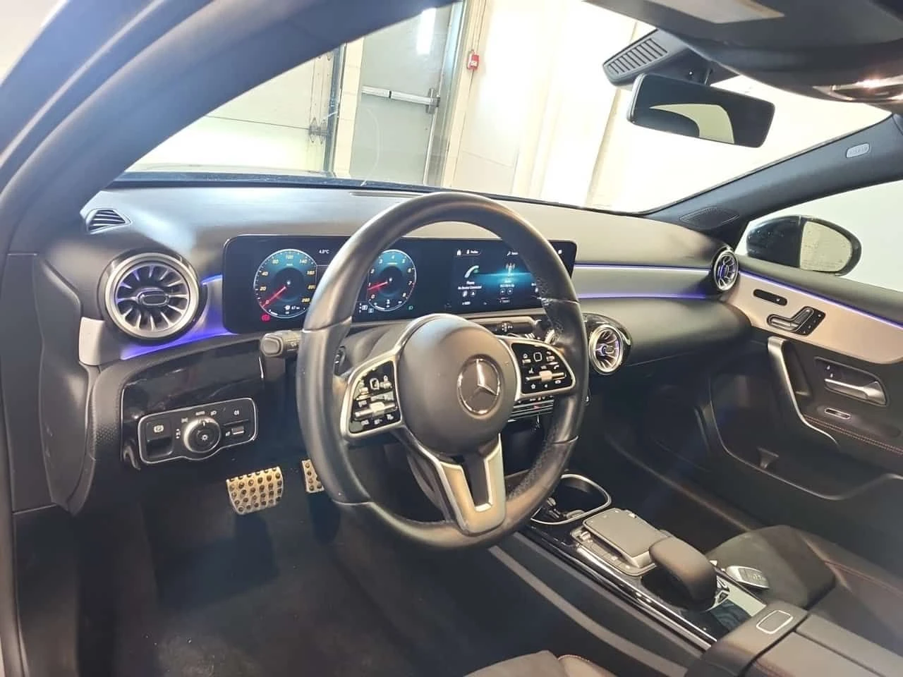 Mercedes-Benz A 250 * AMBIENT* PANORAMA* �����* ��������* CARFAX *  | Mobile.bg � ����������� 11