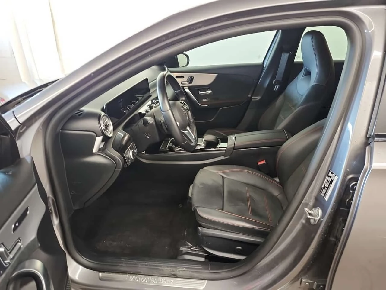 Mercedes-Benz A 250 * AMBIENT* PANORAMA* ПАМЕТ* ПОДГРЕВИ* CARFAX *  - изображение 10