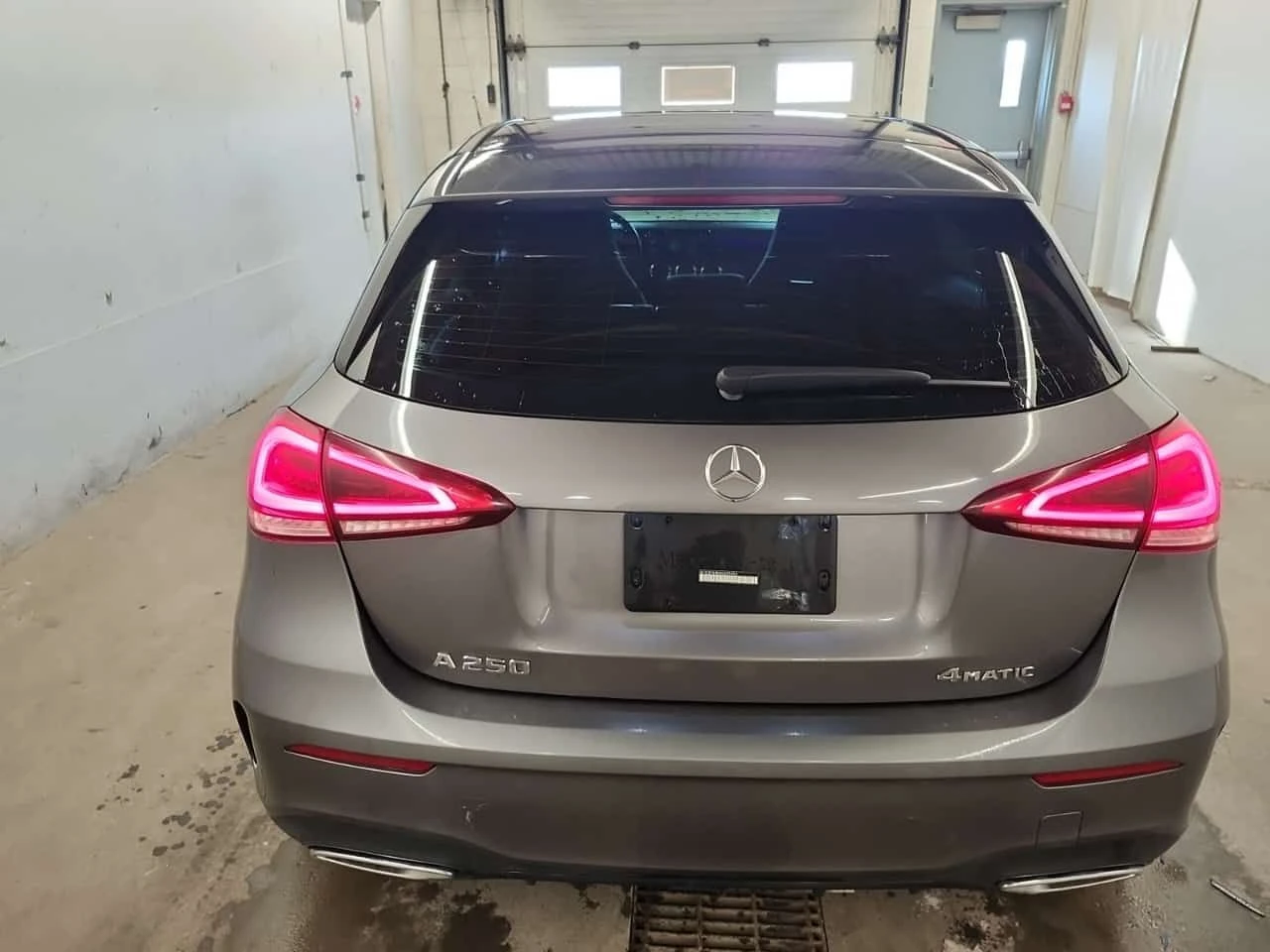 Mercedes-Benz A 250 * AMBIENT* PANORAMA* ПАМЕТ* ПОДГРЕВИ* CARFAX *  - изображение 6