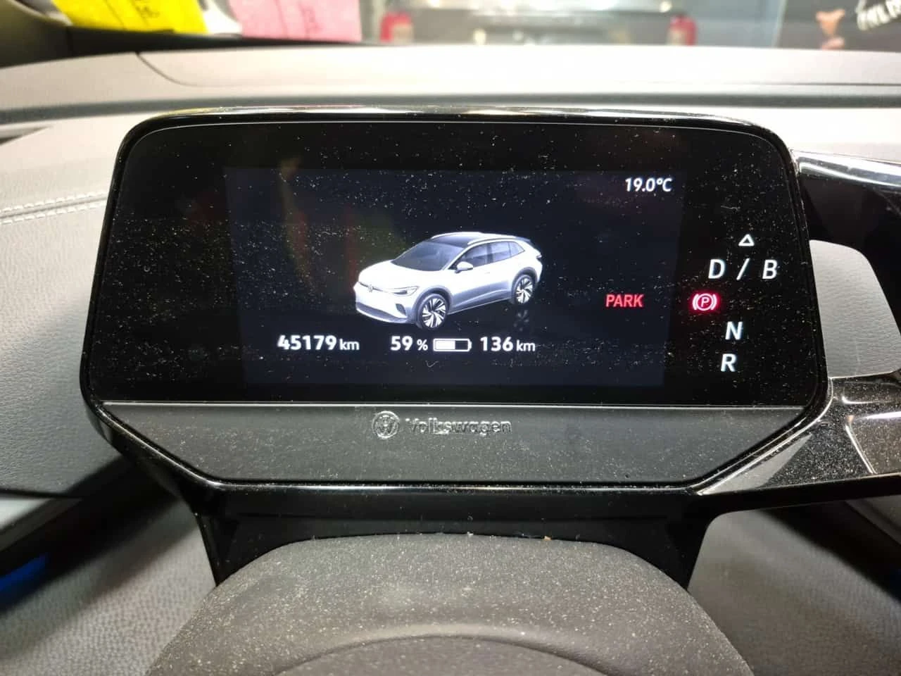 VW ID.4  | PRO | RWD | 360 | ДВА КЛЮЧА | , снимка 9 - Автомобили и джипове - 54125029