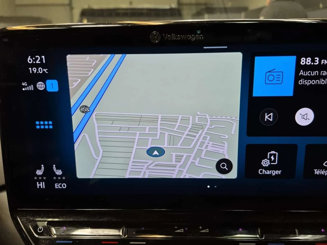 VW ID.4  | PRO | RWD | 360 | ДВА КЛЮЧА | , снимка 11 - Автомобили и джипове - 54125029