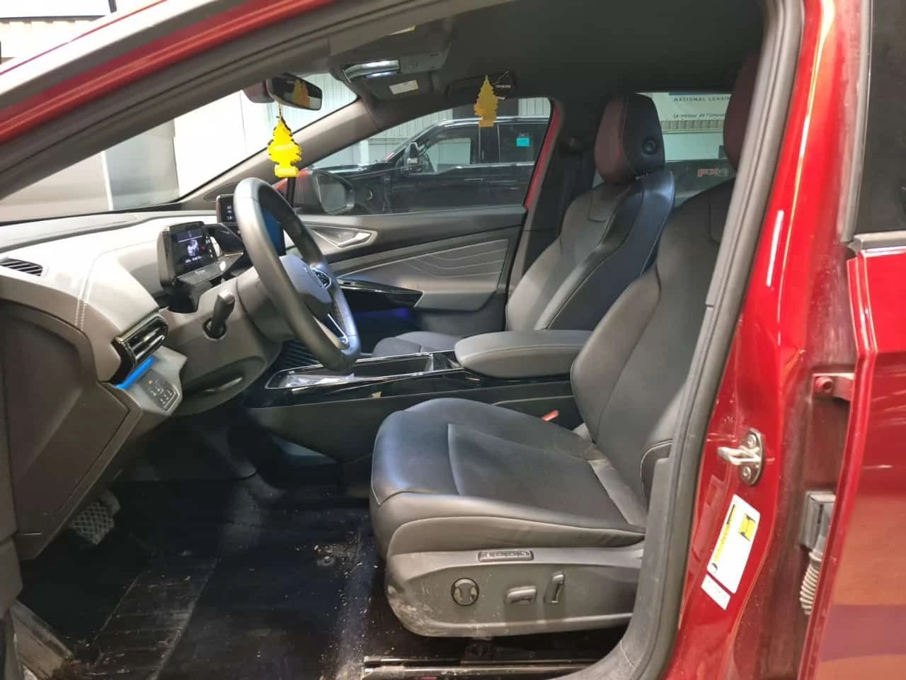 VW ID.4  | PRO | RWD | 360 | ДВА КЛЮЧА | , снимка 5 - Автомобили и джипове - 54125029