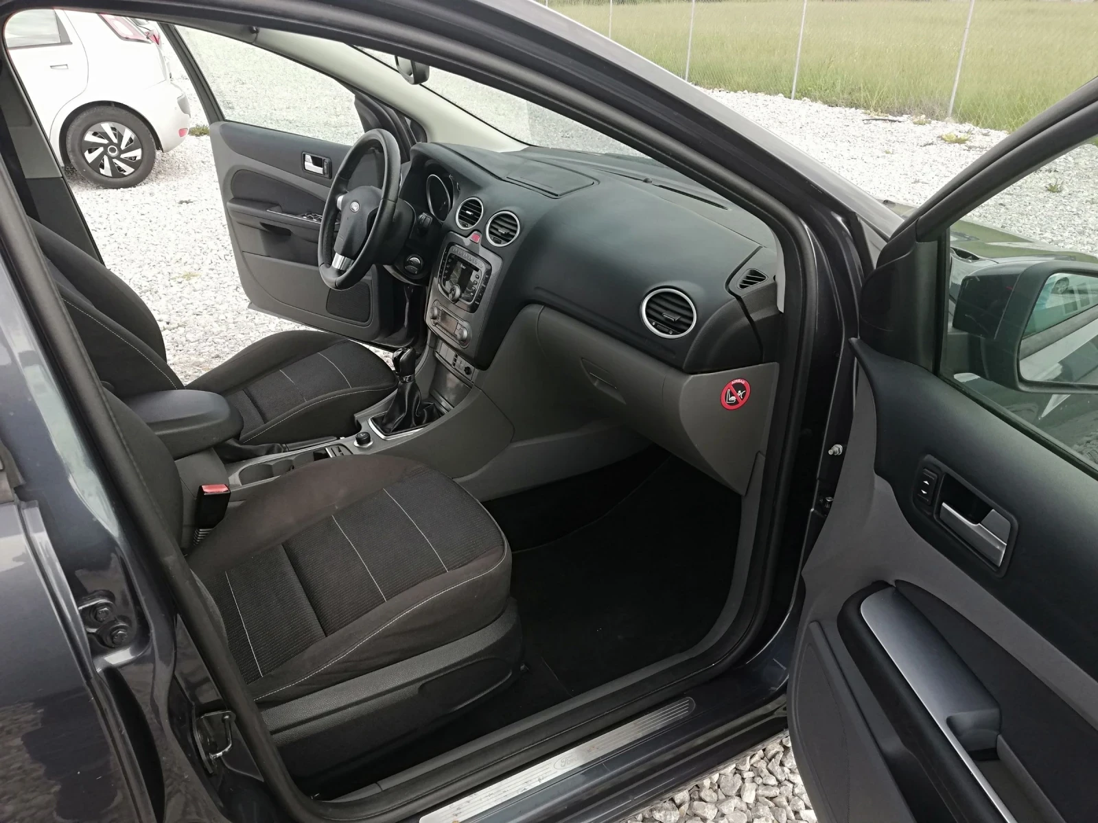 Ford Focus 1.6d klima itali, снимка 14 - Автомобили и джипове - 54604786