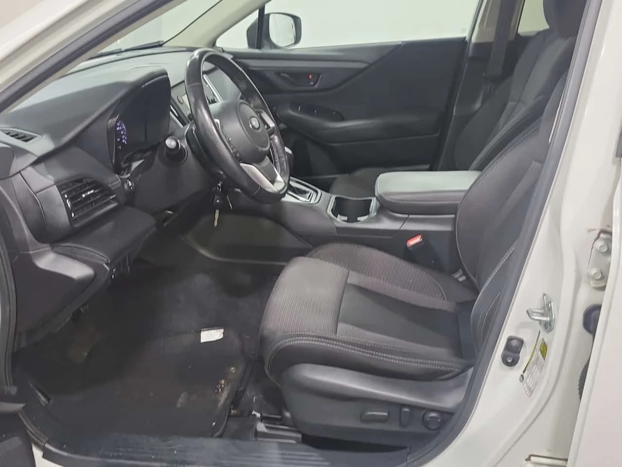 Subaru Outback Convenience| ПОДГРЕВИ| 2 КЛЮЧА| CARFAX| АВТОКРЕДИТ, снимка 10 - Автомобили и джипове - 54656340