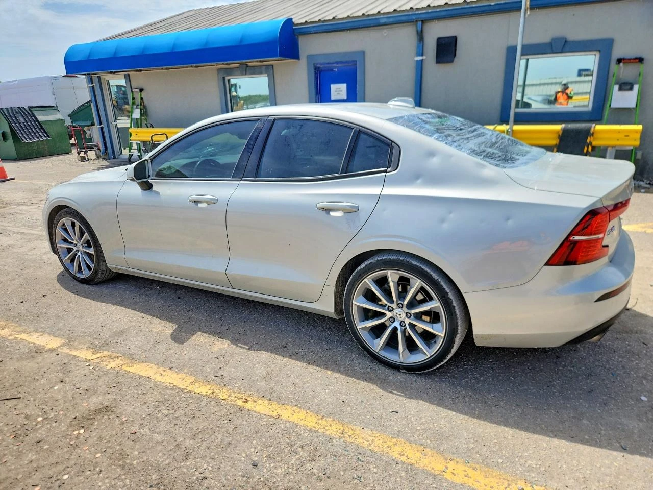 Volvo S60 2.0l T5 Momentum, снимка 2 - Автомобили и джипове - 54731292