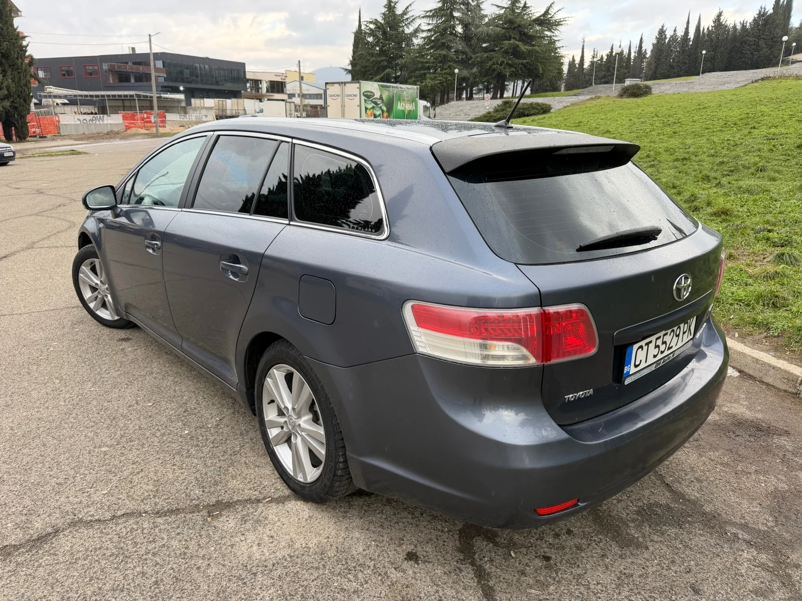 Toyota Avensis, снимка 3 - Автомобили и джипове - 54904330