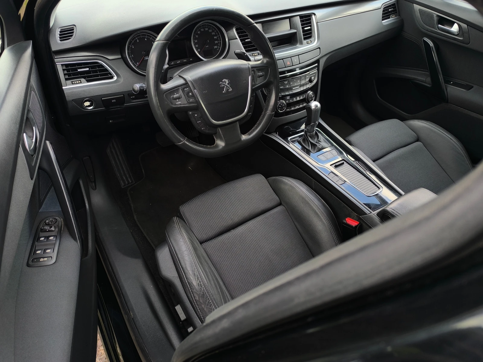 Peugeot 508 -1.6i-156кс-АВТОМАТИК-КОЖА-КЛИМАТРОНИК-EURO 5-, снимка 10 - Автомобили и джипове - 55282437