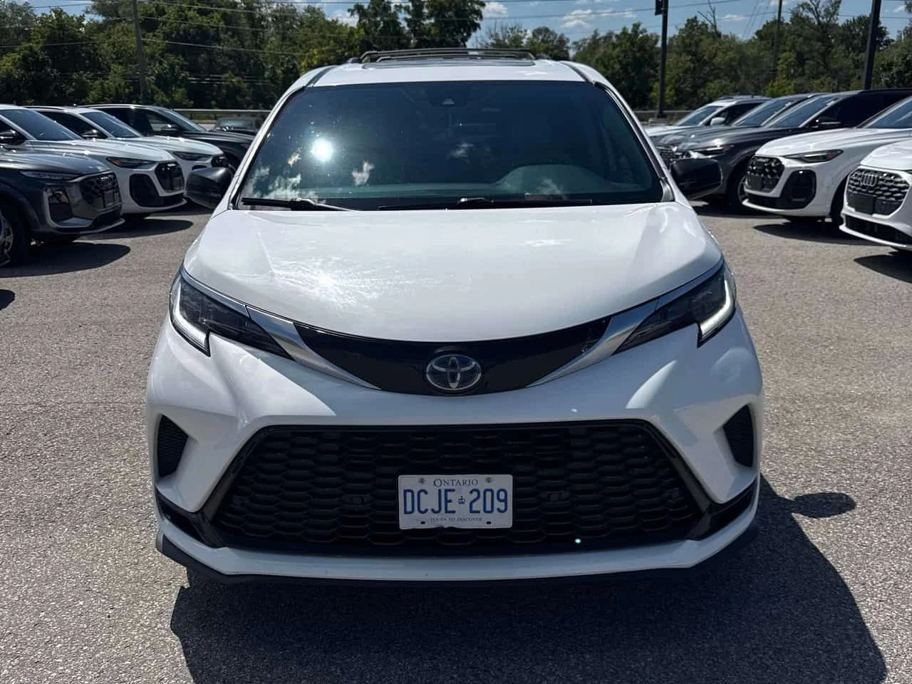 Toyota Sienna * AWD * АВТОКРЕДИТ БЕЗ ПЪРВОНАЧАЛНА ВНОСКА* , снимка 6 - Автомобили и джипове - 55501641