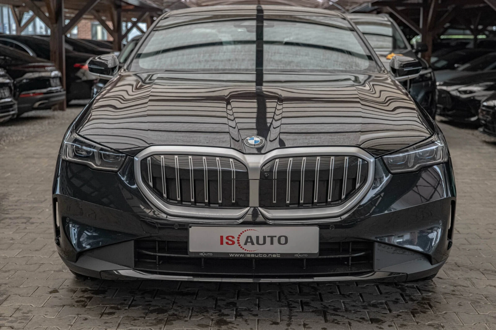 BMW 520  i/Harman Kardon/HuD/360Камера/3D View/Обдухване