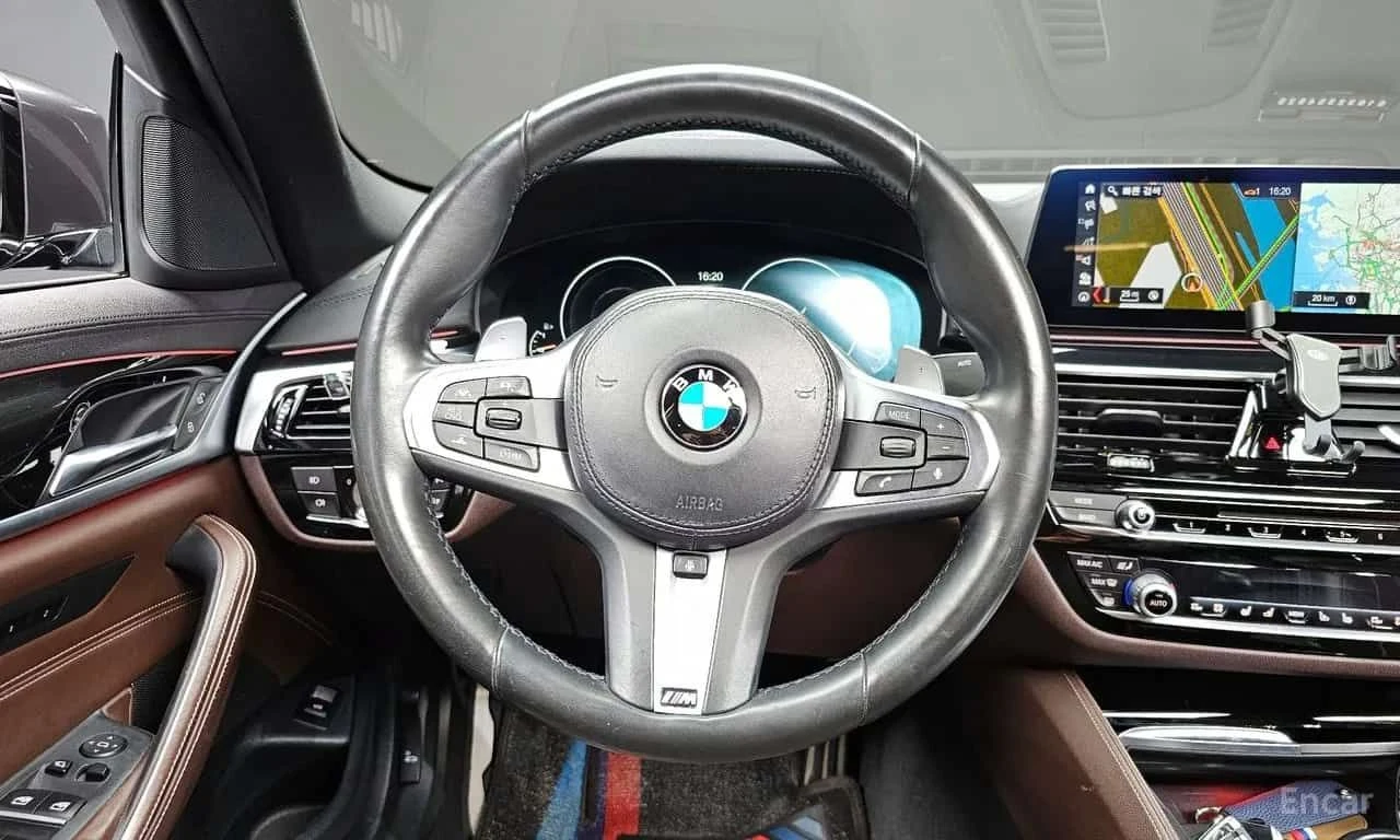 BMW 530 * M Sport Package Plus * КРАЙНА ЦЕНА ДО БГ, снимка 13 - Автомобили и джипове - 55725178