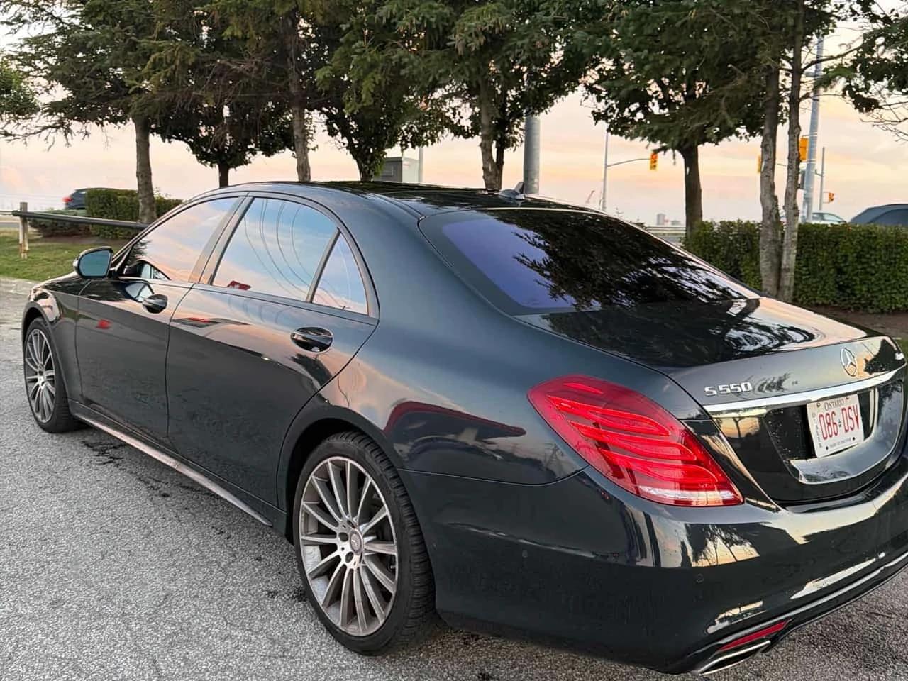 Mercedes-Benz S 550 * CARFAX * CARPLAY * МАСАЖИ * 360 * BURMERSTER, снимка 5 - Автомобили и джипове - 55735155
