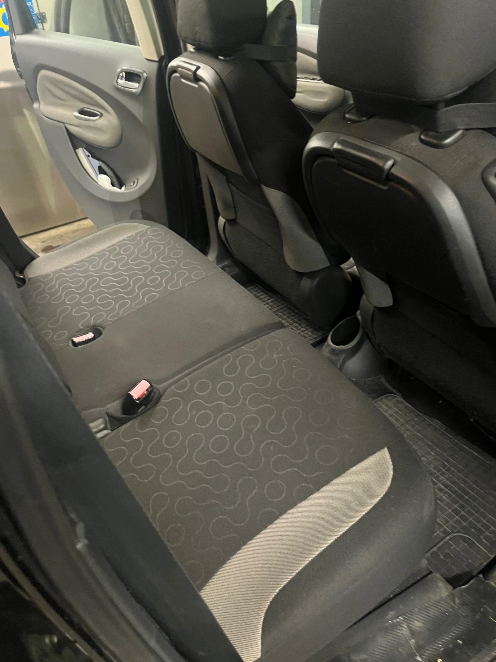Citroen C3 Picasso, снимка 10 - Автомобили и джипове - 55774199