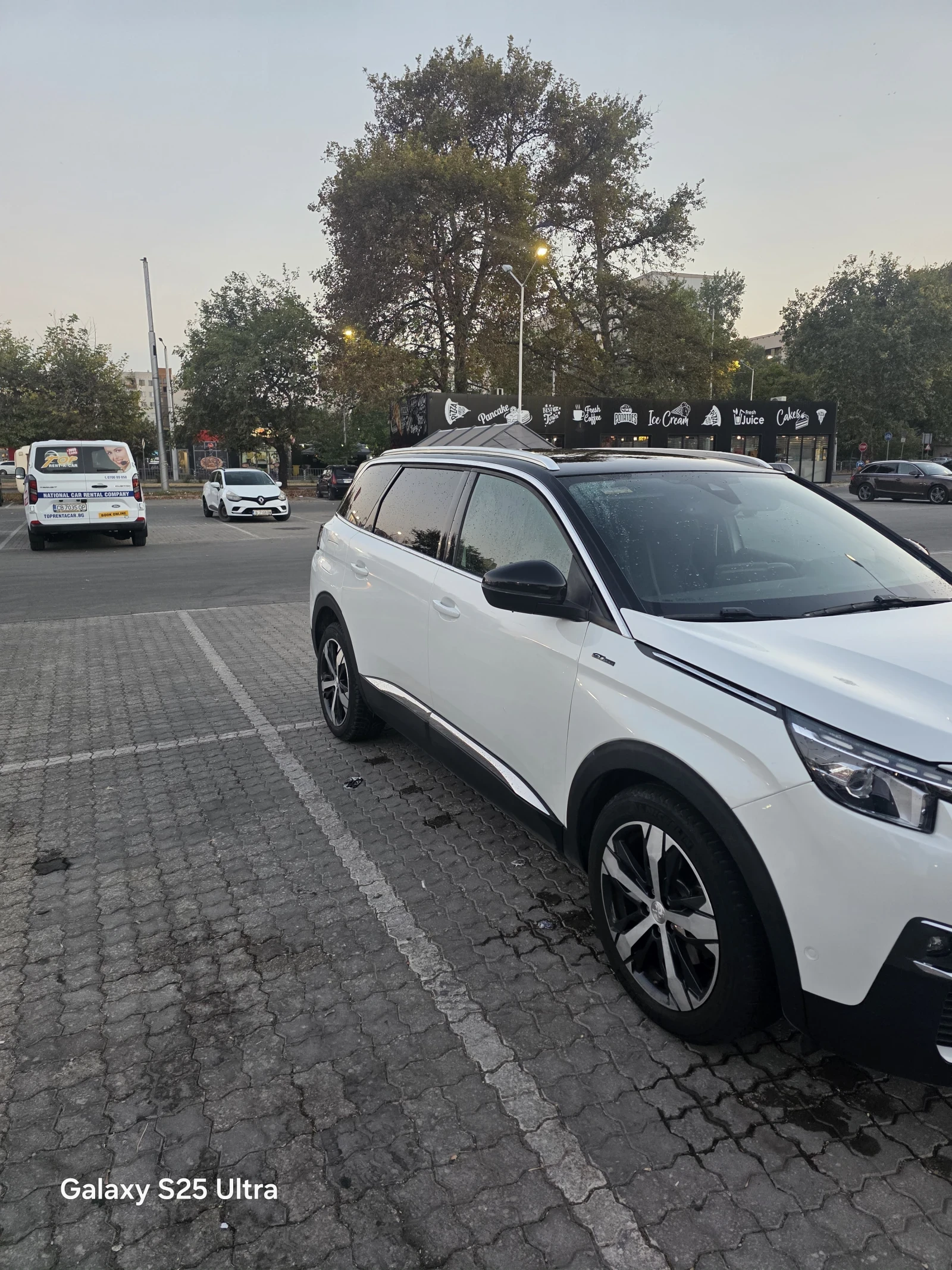 Peugeot 5008  Gt, снимка 2 - Автомобили и джипове - 55891633