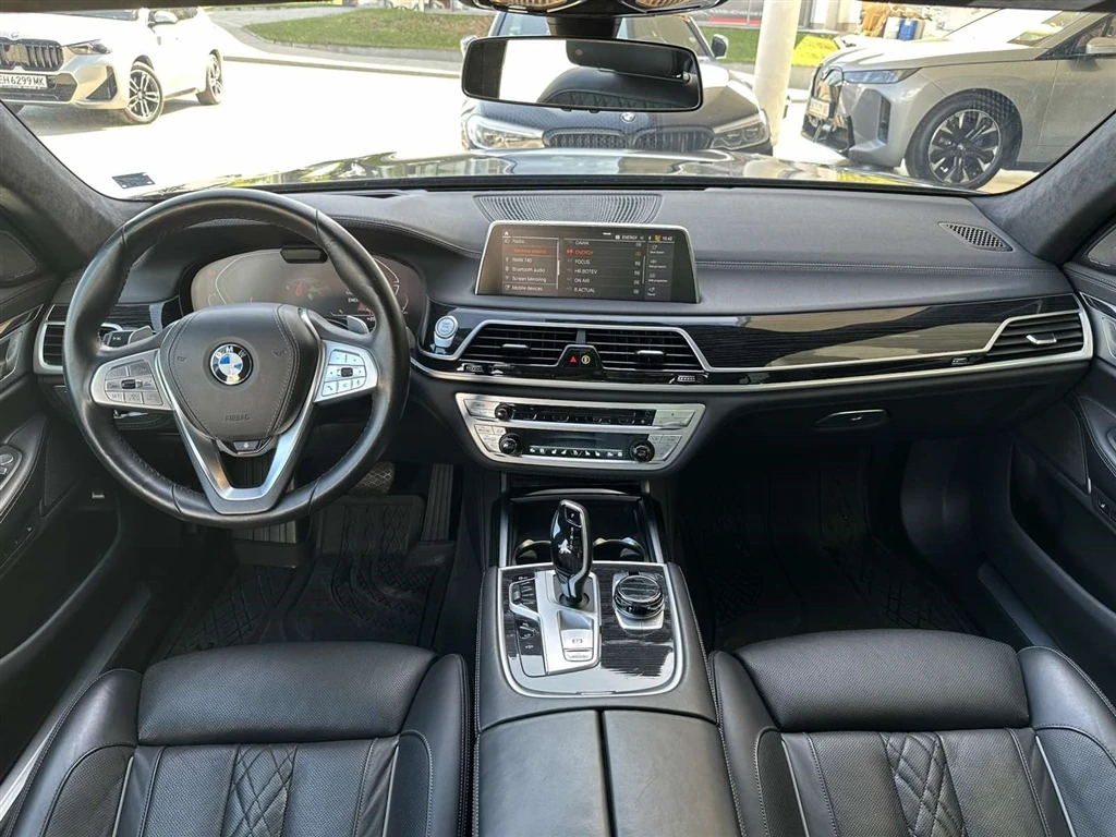 BMW 740 xDrive, снимка 7 - Автомобили и джипове - 55901446