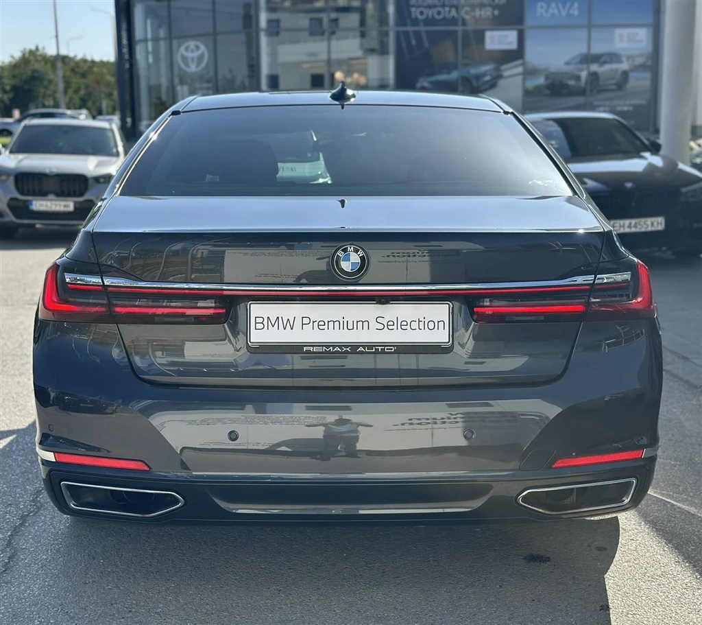 BMW 740 xDrive, снимка 14 - Автомобили и джипове - 55901446