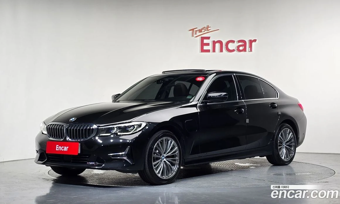 BMW 330 330e Luxury
