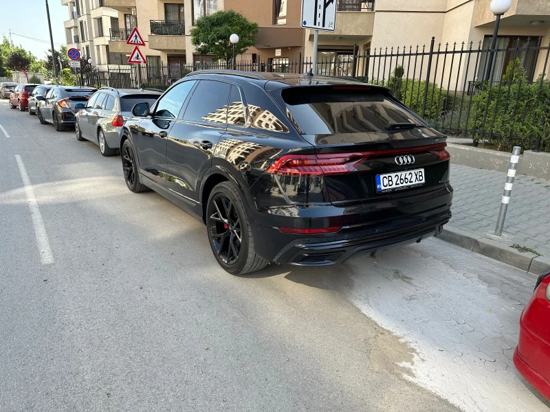 Audi Q8 5.0TDI#3xSLINE#B&O#MATRIX-LASER#PODGREV#OBDUH#PANO, снимка 3 - Автомобили и джипове - 47807655