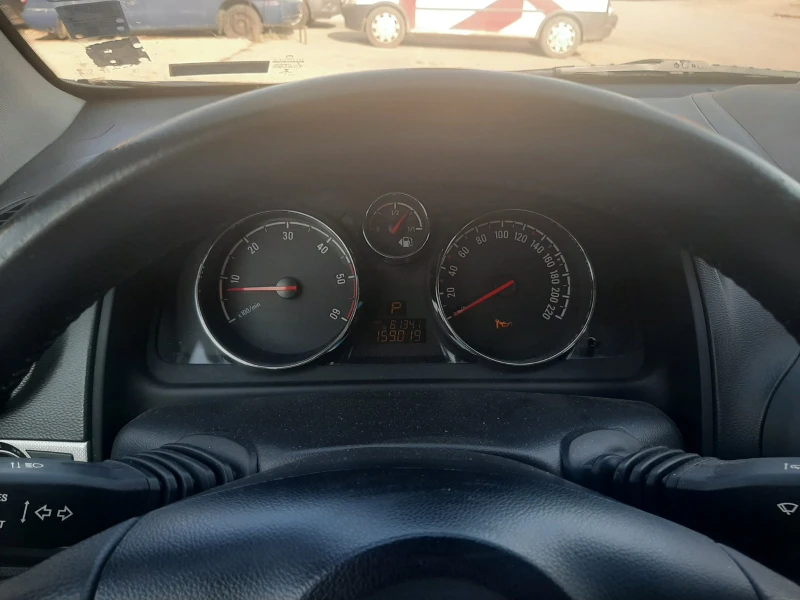 Opel Antara, снимка 10 - Автомобили и джипове - 50976550