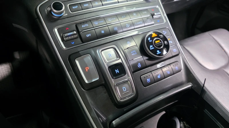 Hyundai Santa fe 2.2 4WD PREMIUM CHOICE autogeorge.com, снимка 9 - Автомобили и джипове - 52575633