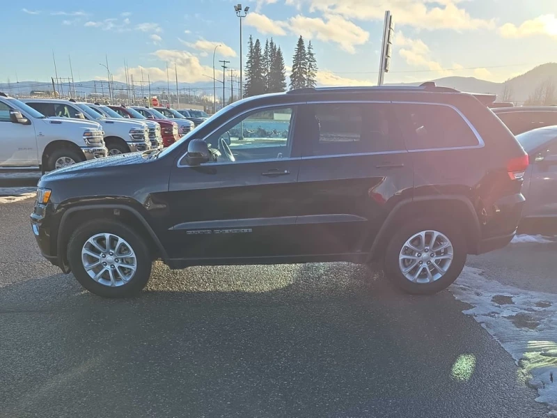 Jeep Grand cherokee * Laredo * CARFAX * БЕЗ ПЪРВОНАЧАЛНА ВНОСКА, снимка 2 - Автомобили и джипове - 52700305