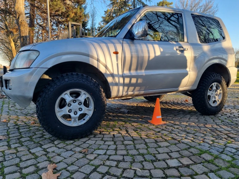 Mitsubishi Pajero, снимка 5 - Автомобили и джипове - 52877794