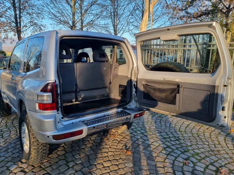 Mitsubishi Pajero, снимка 4 - Автомобили и джипове - 52877794