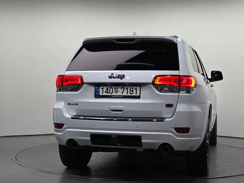 Jeep Cherokee Grand Cherokee 3.6 Overland Wk2, снимка 4 - Автомобили и джипове - 54959399
