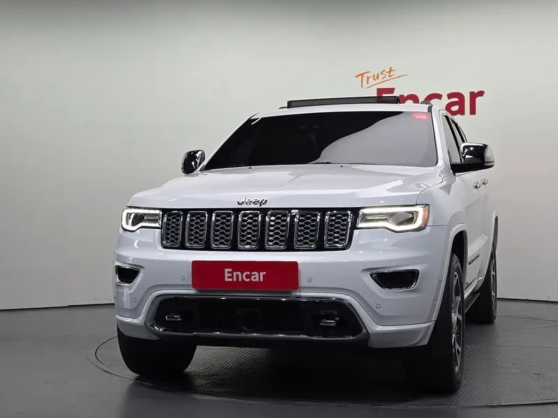 Jeep Cherokee Grand Cherokee 3.6 Overland Wk2, снимка 3 - Автомобили и джипове - 54959399