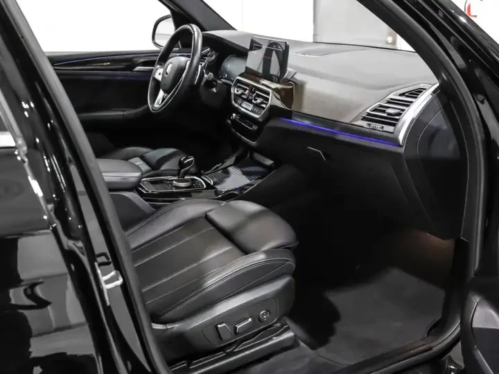 BMW X3 * xDrive30i / Premium Essential Package / Navi / A, снимка 11 - Автомобили и джипове - 55152518